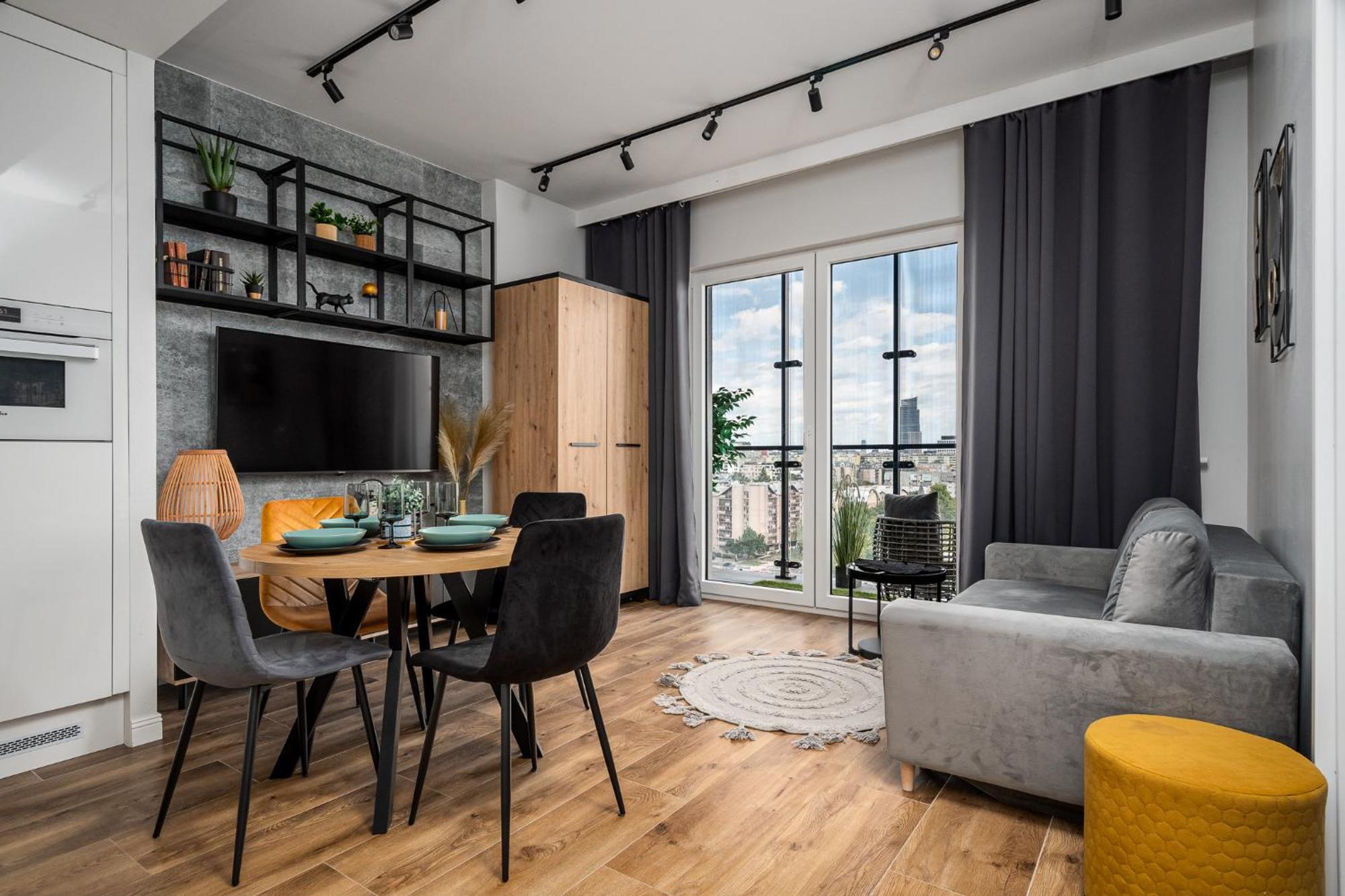 Wola Tower Deluxe Separate Bedroom With Free Garage - By Perfect Apartment